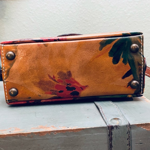 PATRICIA NASH MULTISPRING LEATHER CROSSBODY BAG NWT - Picture 11 of 14